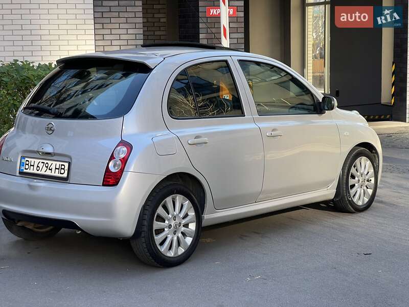 Хэтчбек Nissan Micra 2006 в Киеве