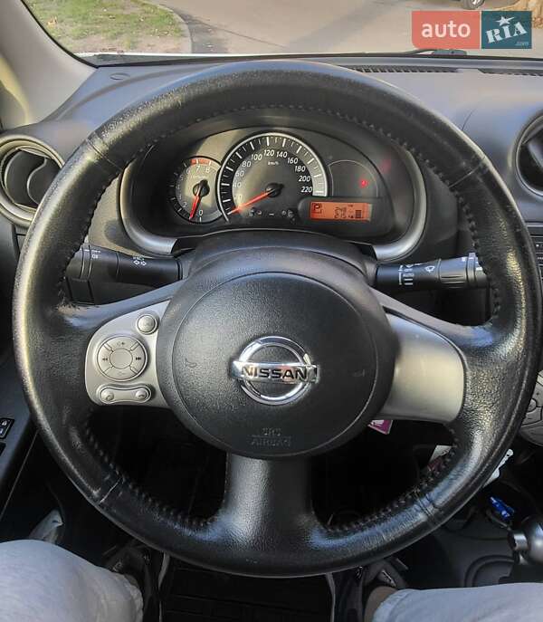 Хетчбек Nissan Micra 2013 в Києві фото 2 Хетчбек Nissan Micra 2013 в Києві