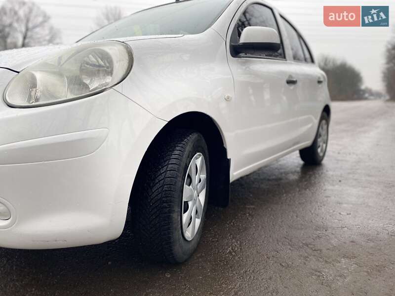 Хэтчбек Nissan Micra 2013 в Полтаве