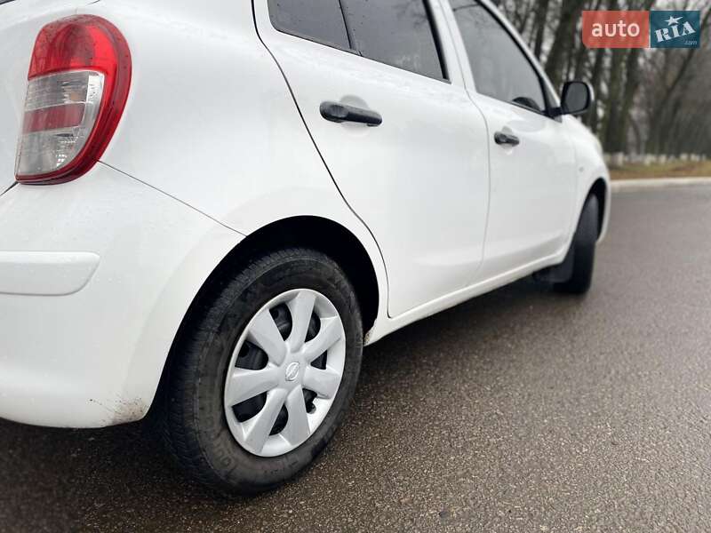 Хэтчбек Nissan Micra 2013 в Полтаве
