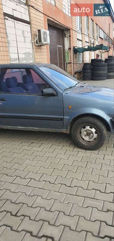 Хэтчбек Nissan Micra 1997 в Краматорске