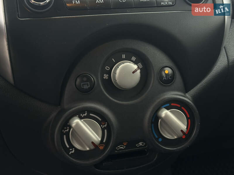 Хэтчбек Nissan Micra 2015 в Житомире