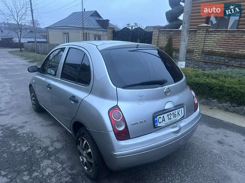 Хэтчбек Nissan Micra 2006 в Звенигородке