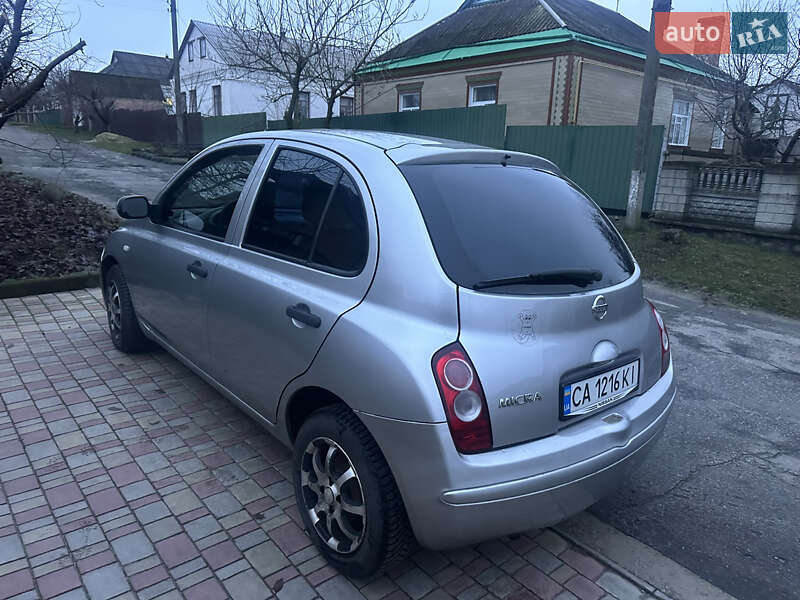 Хэтчбек Nissan Micra 2006 в Звенигородке