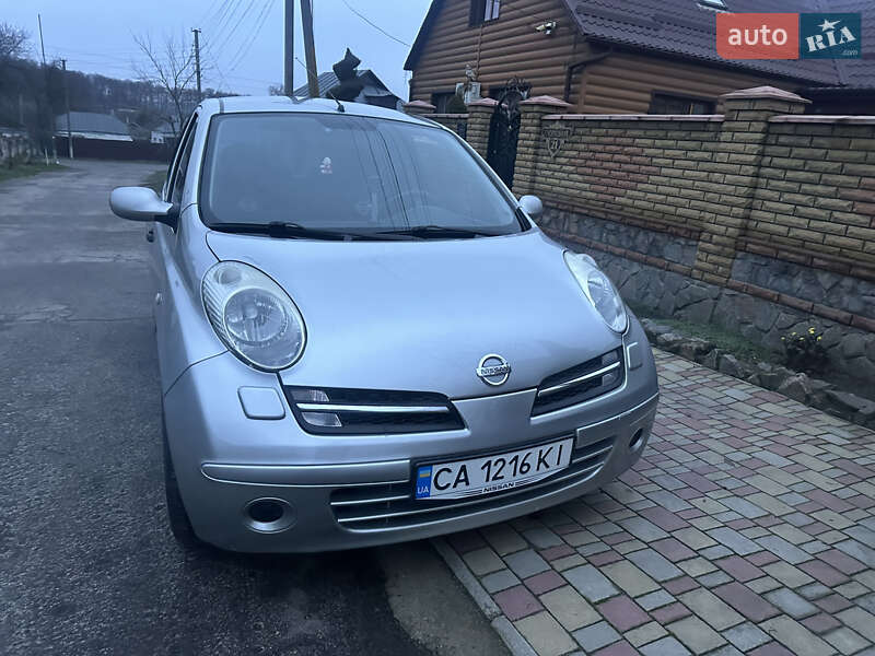Хэтчбек Nissan Micra 2006 в Звенигородке