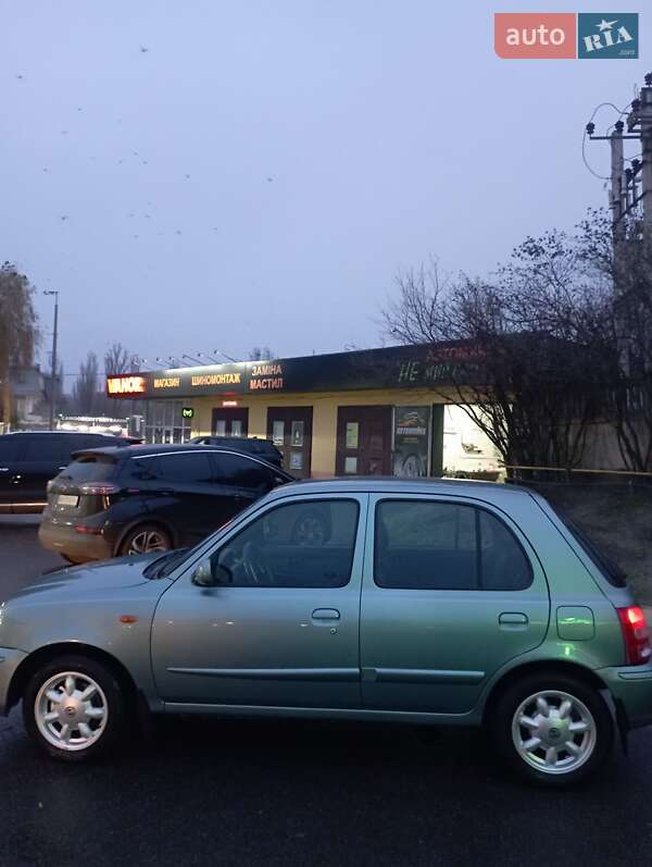Хэтчбек Nissan Micra 2002 в Виннице