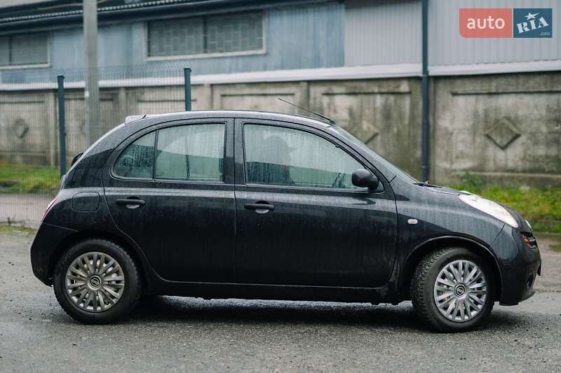 Хэтчбек Nissan Micra 2003 в Броварах фото 10 Хэтчбек Nissan Micra 2003 в Броварах