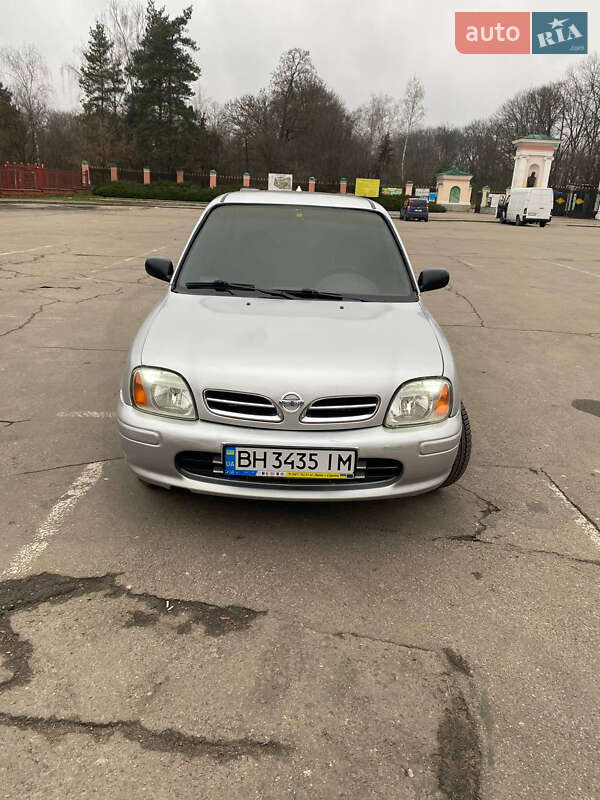 Nissan Micra 2000