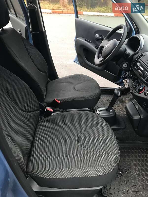 Хетчбек Nissan Micra 2008 в Києві