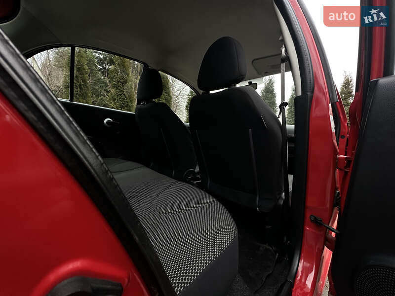 Хэтчбек Nissan Micra 2008 в Дрогобыче