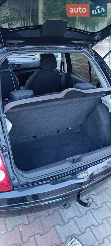 Хэтчбек Nissan Micra 2007 в Шептицькому