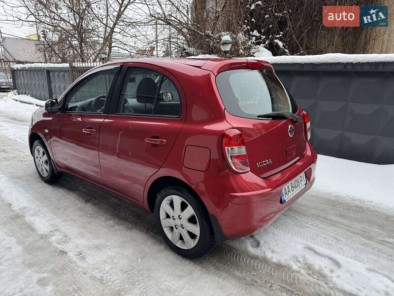 Хэтчбек Nissan Micra 2015 в Киеве