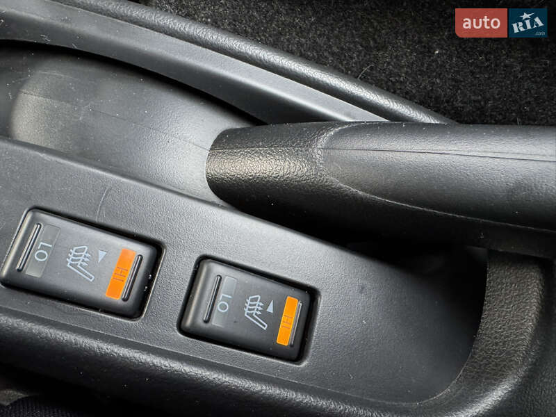 Хэтчбек Nissan Micra 2015 в Киеве