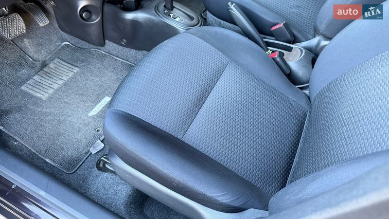 Хэтчбек Nissan Micra 2013 в Киеве