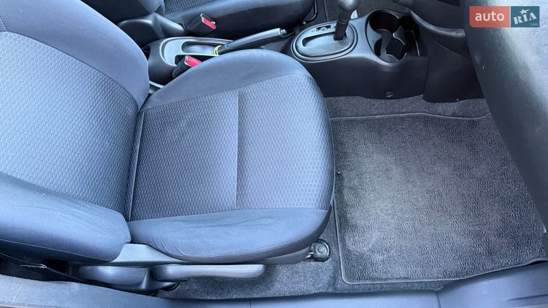 Хэтчбек Nissan Micra 2013 в Киеве