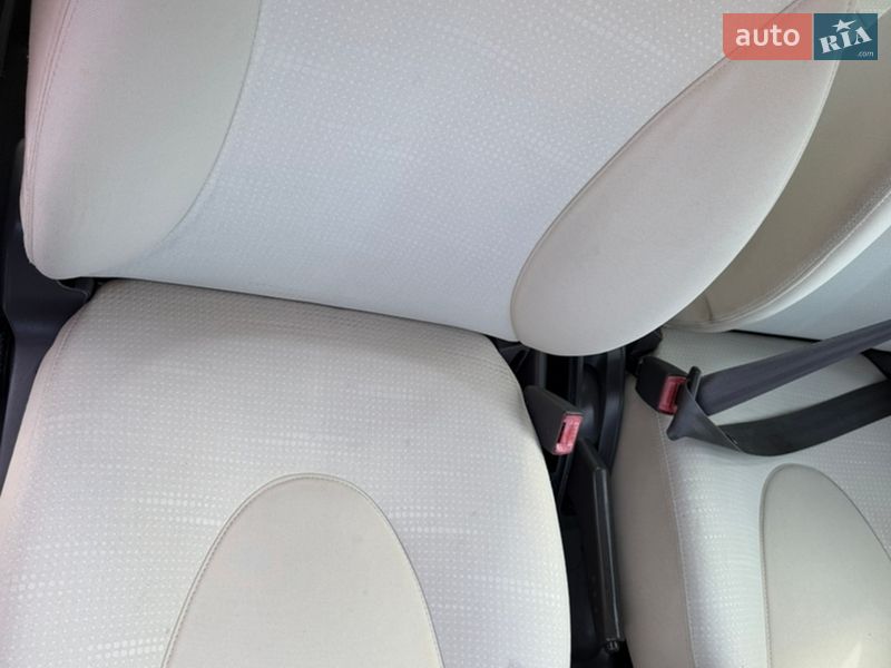 Хетчбек Nissan Micra 2007 в Долині