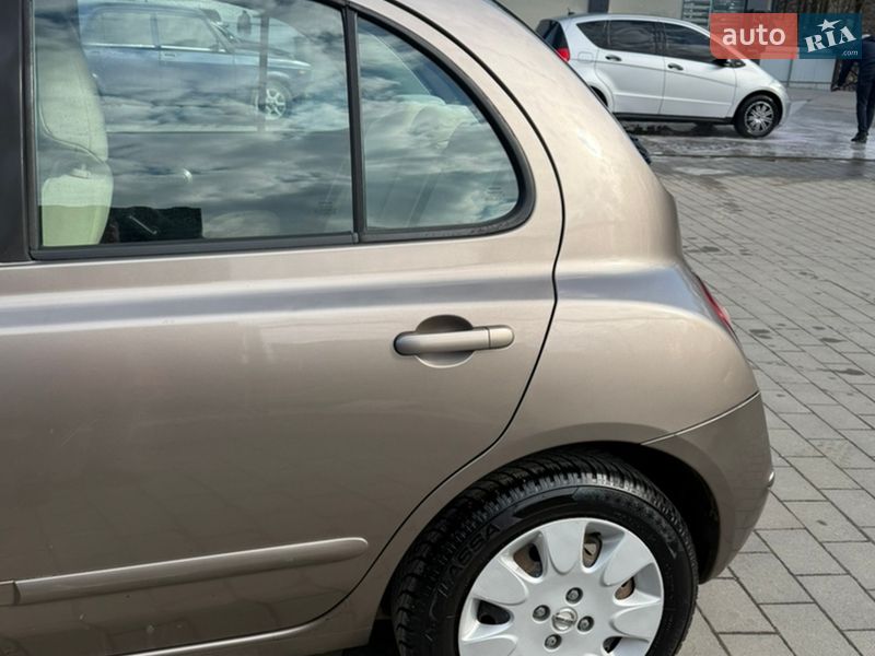 Хетчбек Nissan Micra 2007 в Долині