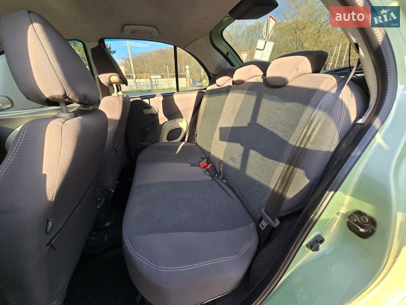 Хэтчбек Nissan Micra 2005 в Одессе