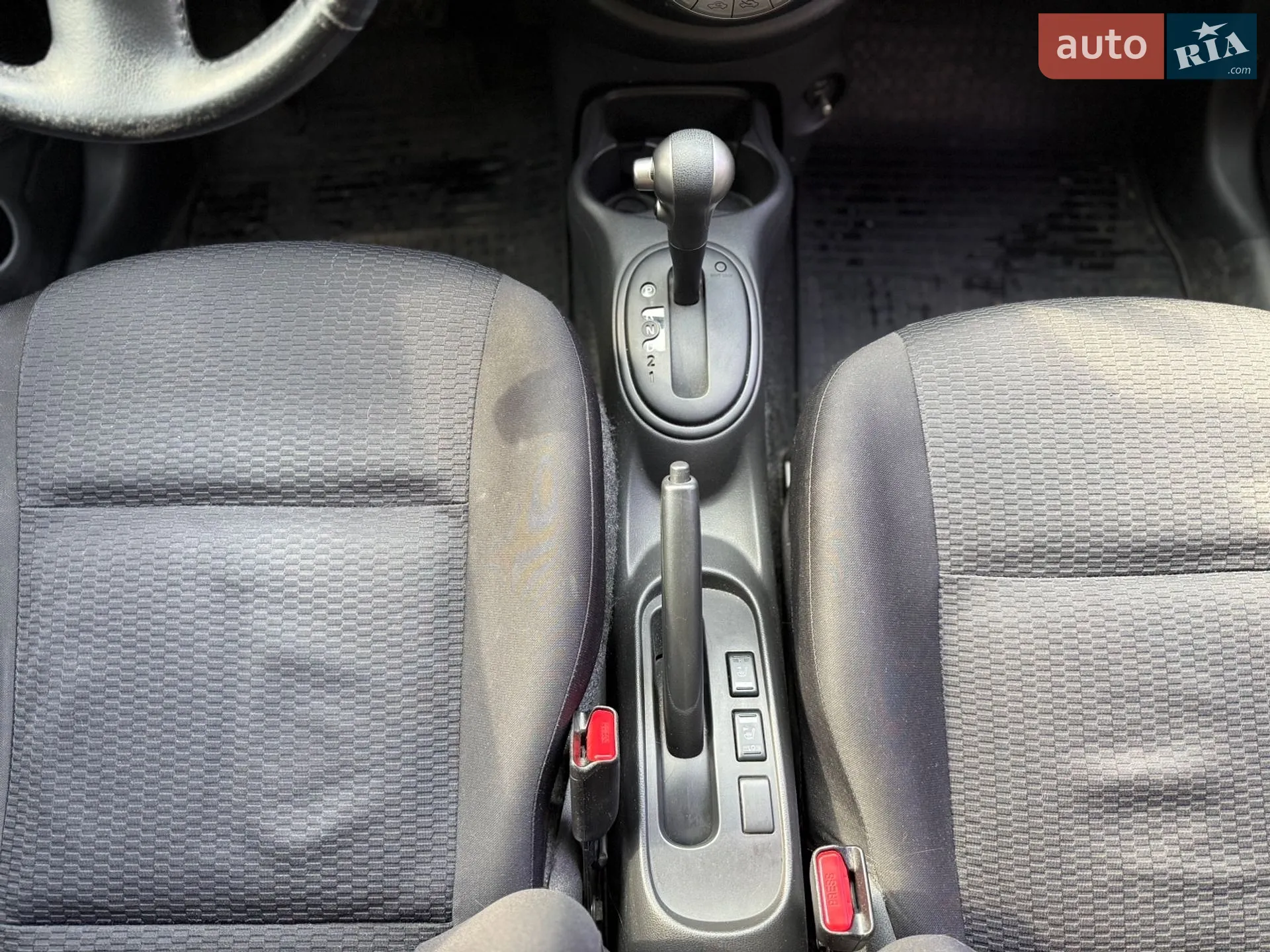 2013 Nissan Micra - мініатюра 12