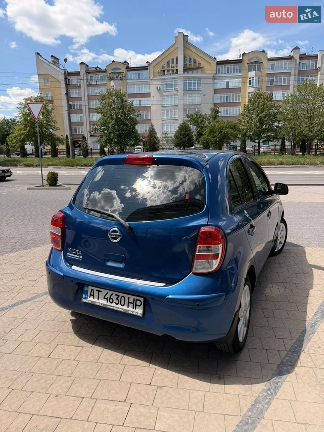 2014 Nissan Micra - мініатюра 2