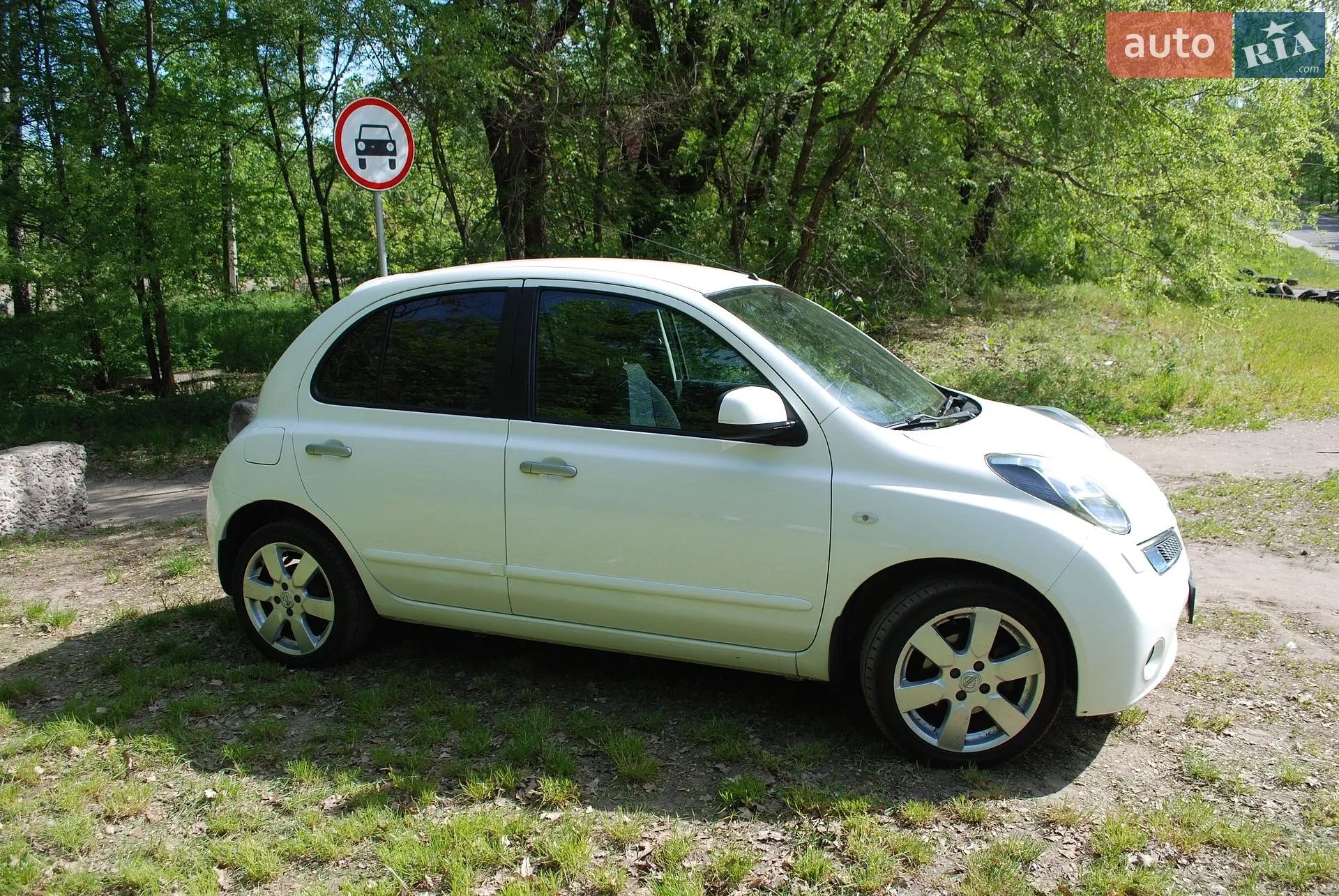 2010 Nissan Micra - мініатюра 4