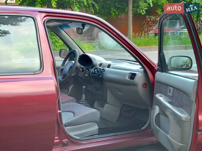 Хэтчбек Nissan Micra 1999 в Чернигове фото 7 Хэтчбек Nissan Micra 1999 в Чернигове