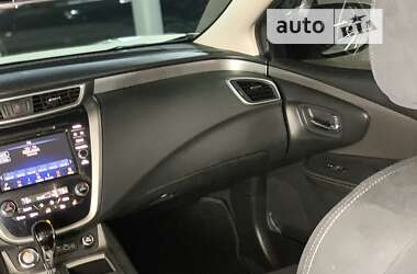 Позашляховик / Кросовер Nissan Murano 2021 в 