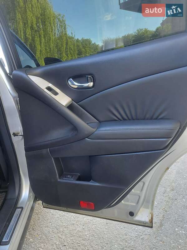 Позашляховик / Кросовер Nissan Murano 2011 в Івано-Франківську