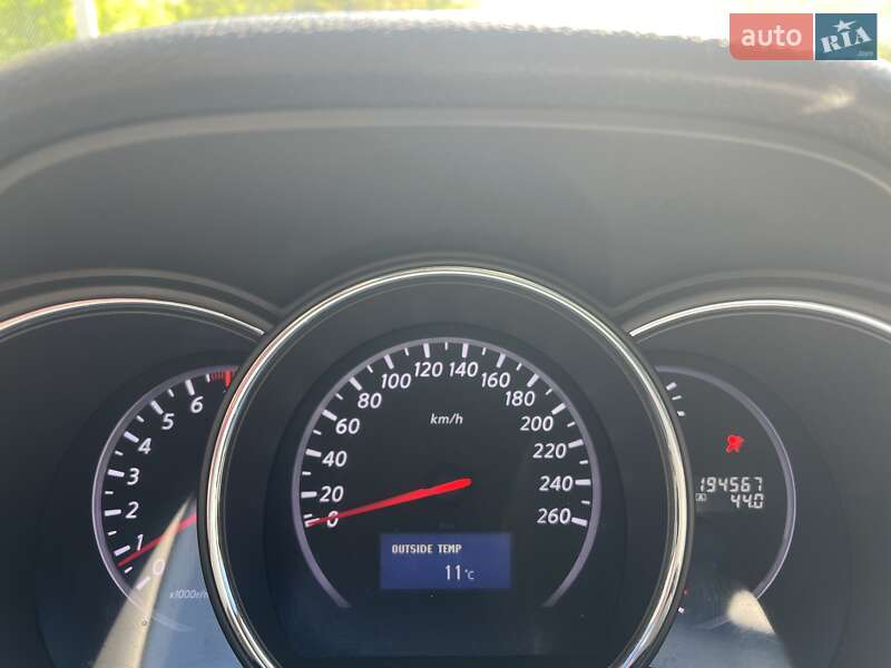 Позашляховик / Кросовер Nissan Murano 2011 в Дніпрі