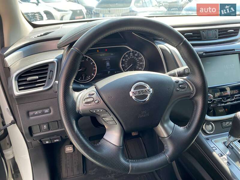 Позашляховик / Кросовер Nissan Murano 2019 в Львові