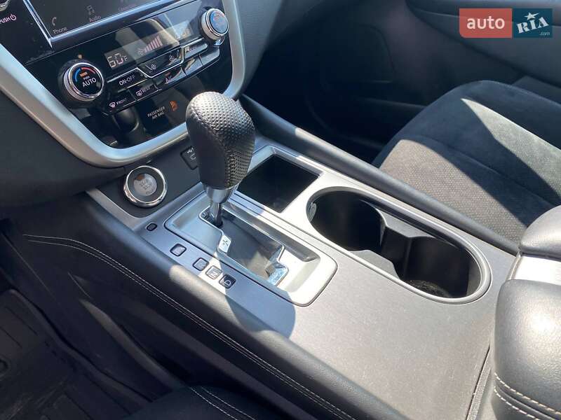Позашляховик / Кросовер Nissan Murano 2019 в Львові