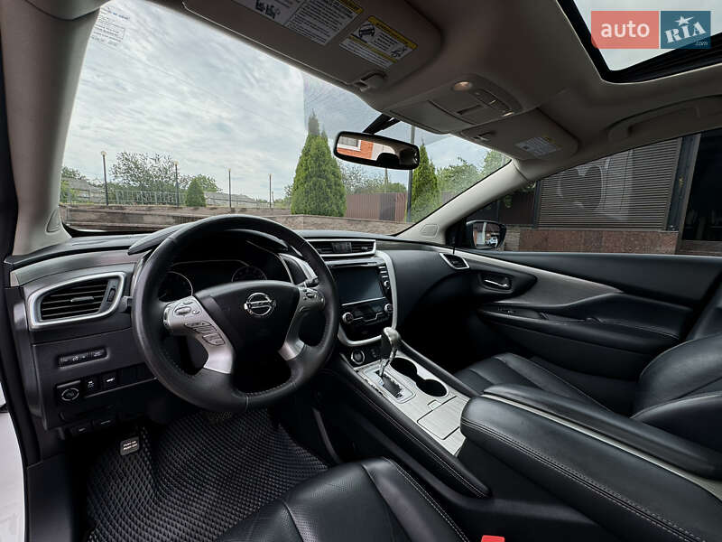 Внедорожник / Кроссовер Nissan Murano 2016 в Новгородке