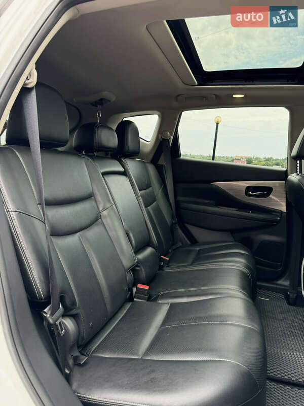 Внедорожник / Кроссовер Nissan Murano 2016 в Новгородке