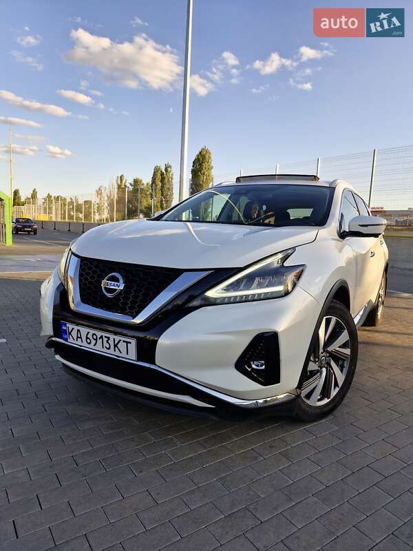 Позашляховик / Кросовер Nissan Murano 2019 в Первомайську