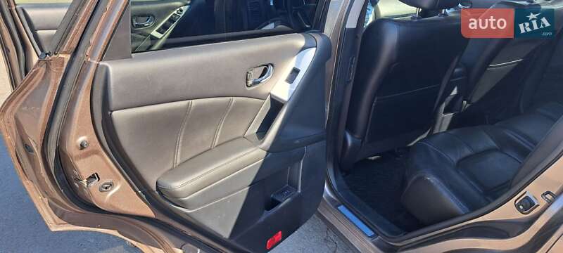 Позашляховик / Кросовер Nissan Murano 2011 в Житомирі