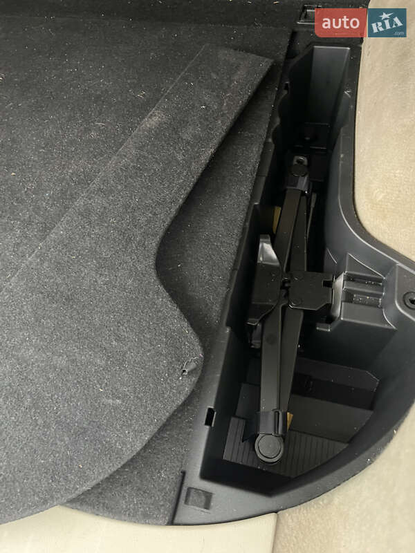 Позашляховик / Кросовер Nissan Murano 2019 в Києві