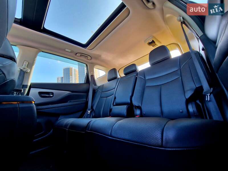 Позашляховик / Кросовер Nissan Murano 2020 в Києві