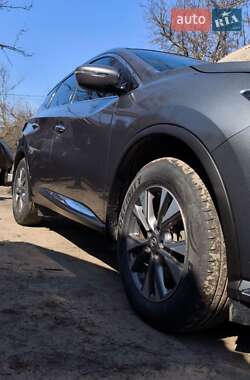Внедорожник / Кроссовер Nissan Murano 2017 в Новых Санжарах