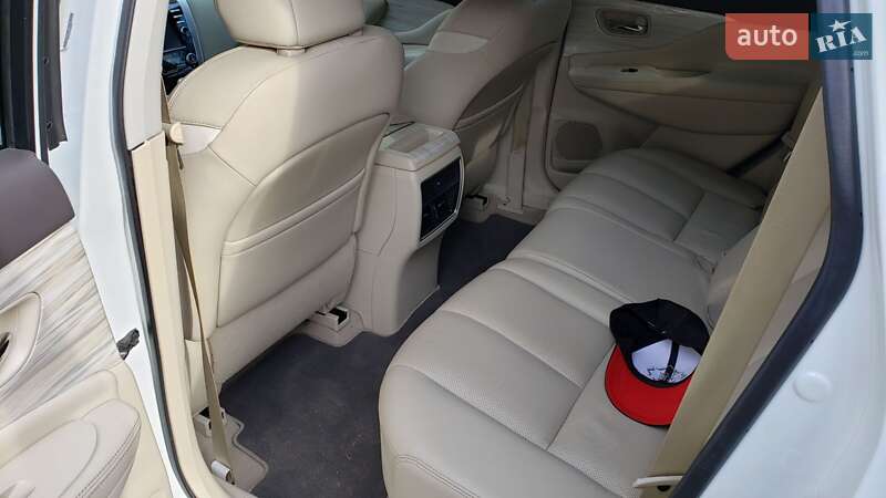 Позашляховик / Кросовер Nissan Murano 2015 в Чернівцях