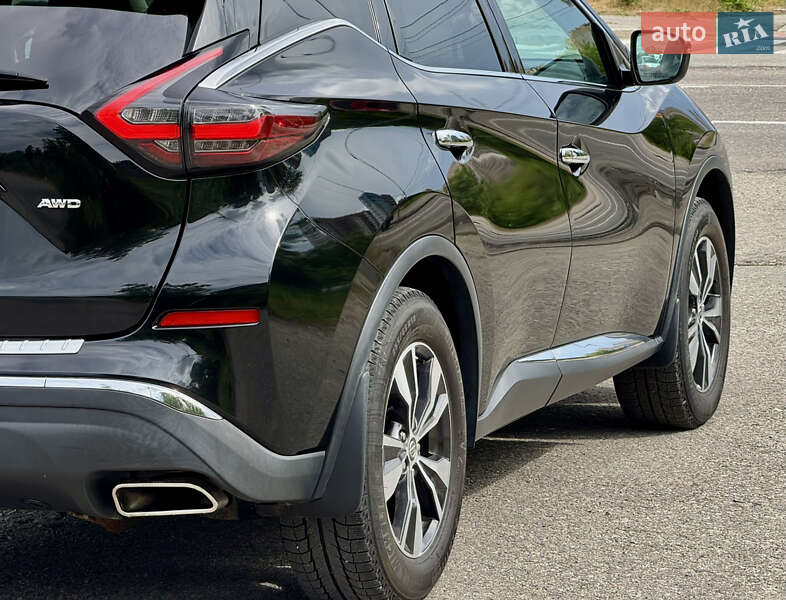 Позашляховик / Кросовер Nissan Murano 2019 в Києві