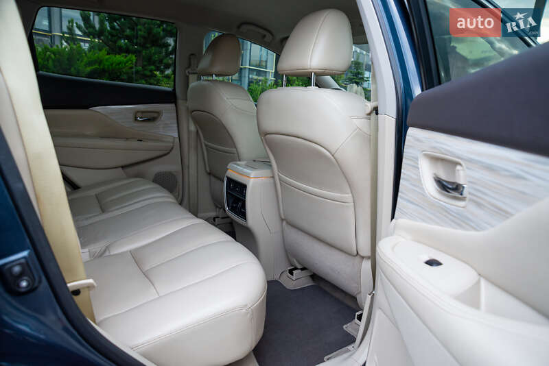 Позашляховик / Кросовер Nissan Murano 2015 в Львові