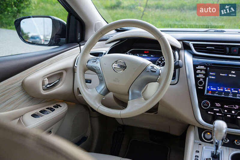 Позашляховик / Кросовер Nissan Murano 2015 в Львові