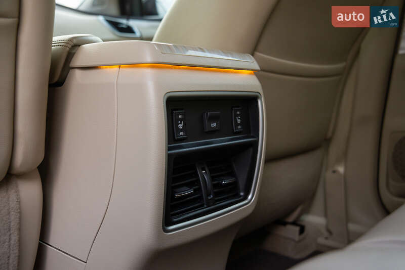 Позашляховик / Кросовер Nissan Murano 2015 в Львові