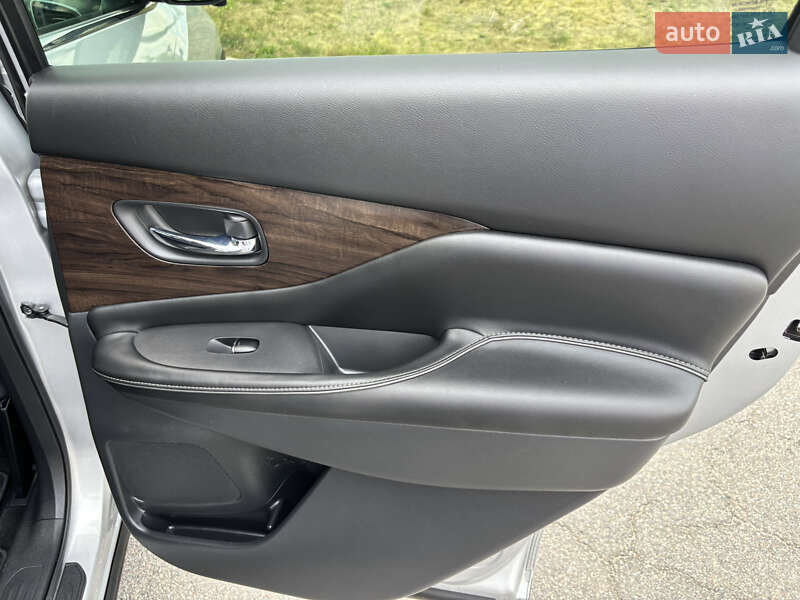 Внедорожник / Кроссовер Nissan Murano 2020 в Киеве