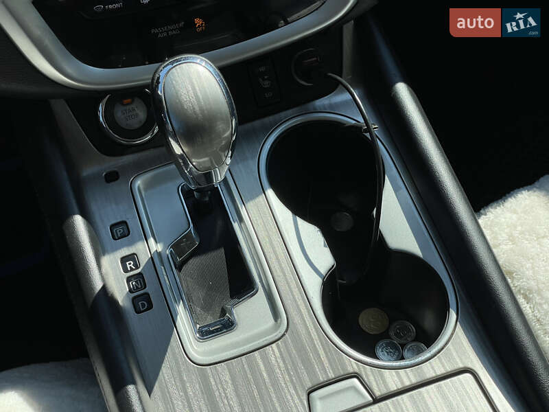 Позашляховик / Кросовер Nissan Murano 2017 в Одесі