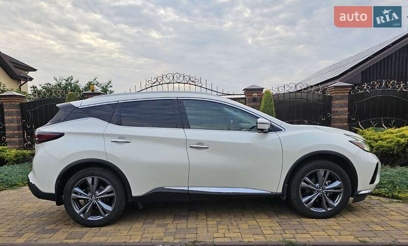 Позашляховик / Кросовер Nissan Murano 2021 в Києві
