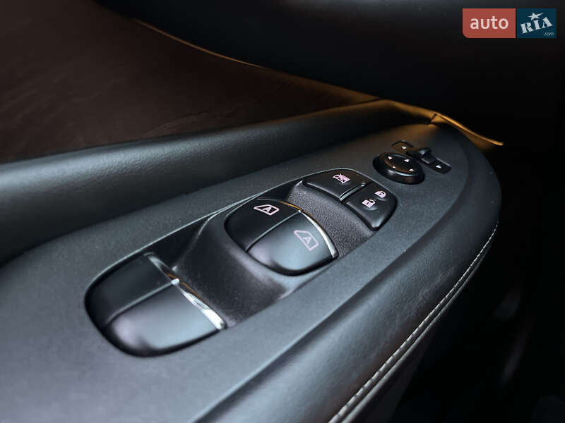 Позашляховик / Кросовер Nissan Murano 2020 в Лубнах