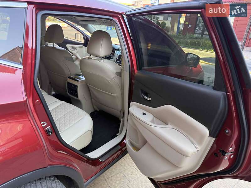 Позашляховик / Кросовер Nissan Murano 2019 в Львові