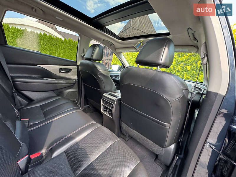 Внедорожник / Кроссовер Nissan Murano 2018 в Стрые