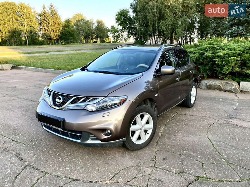 Позашляховик / Кросовер Nissan Murano 2011 в Житомирі
